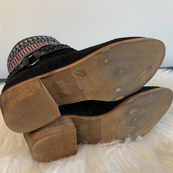 Tiara Los Angeles Women's Black and Blue Ankle Boots - Picture 5 of 5